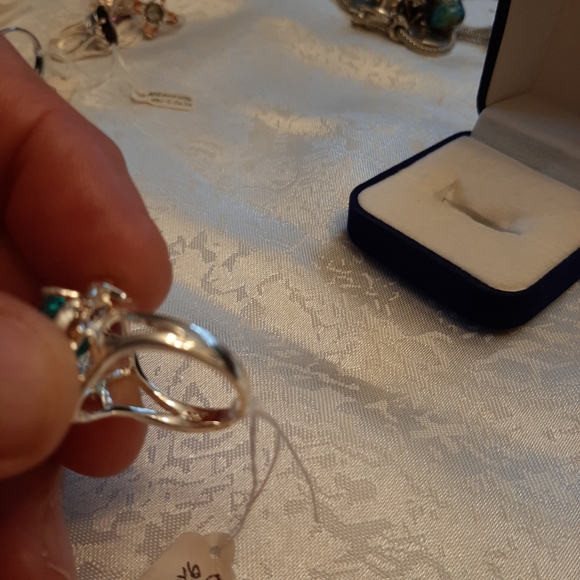 Ladies jewelry - Picture 5 of 8